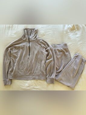 Danskin Tan Matching Top & Pants Lounge Set Size M